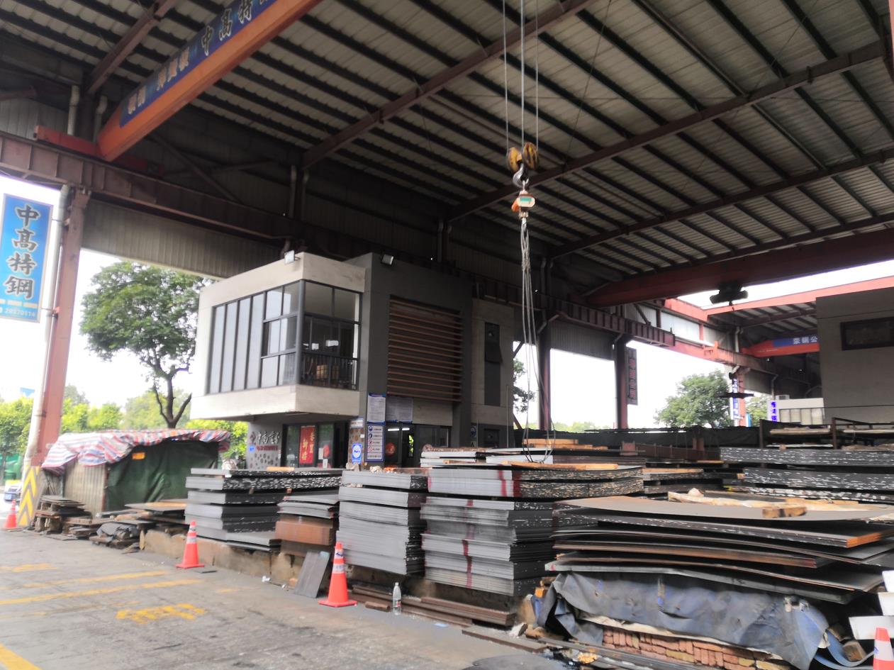 樂從鋼鐵世界C區(qū)門市